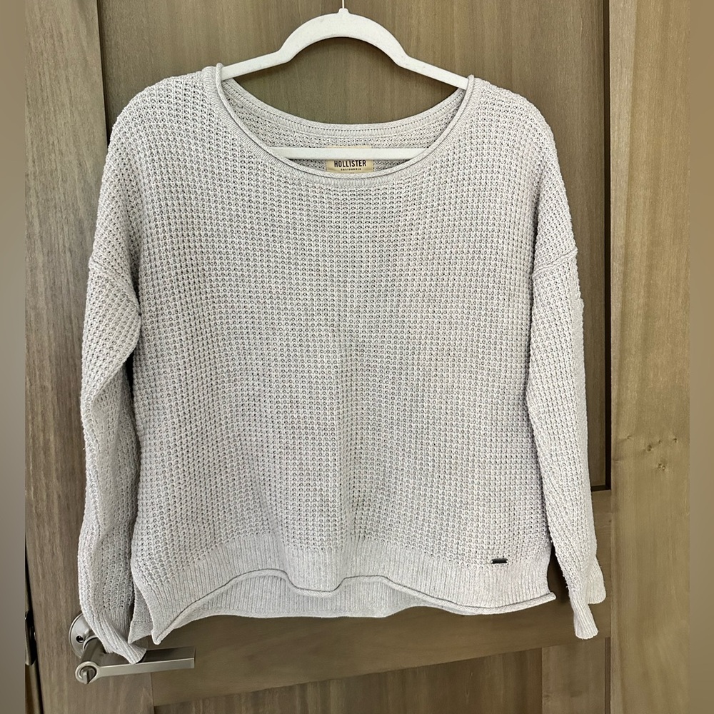 Hollister Textured Crew Neck Sweater